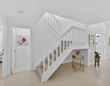 479 Prestwick Circle - Photo Thumbnail 16
