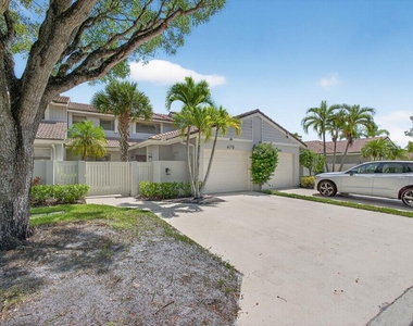 479 Prestwick Circle - Photo Thumbnail 2