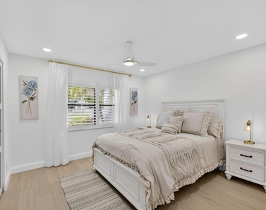 479 Prestwick Circle - Photo Thumbnail 36