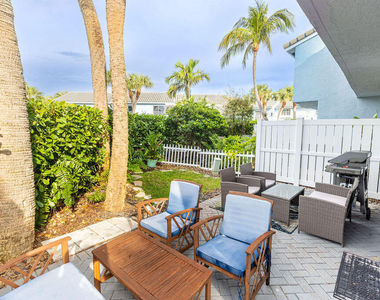 1038 Jeffery Street - Photo Thumbnail 29
