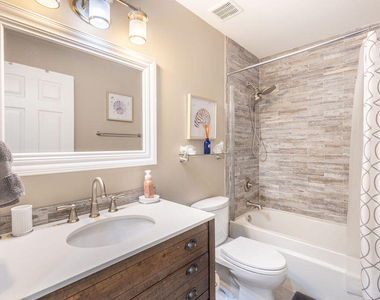 1038 Jeffery Street - Photo Thumbnail 22