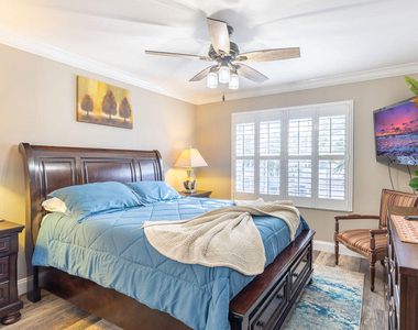 1038 Jeffery Street - Photo Thumbnail 24