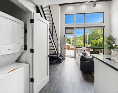 172 E Prospect Avenue - Photo Thumbnail 6