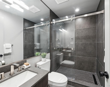172 E Prospect Avenue - Photo Thumbnail 9