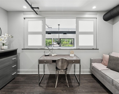 172 E Prospect Avenue - Photo Thumbnail 16