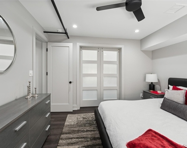 172 E Prospect Avenue - Photo Thumbnail 12