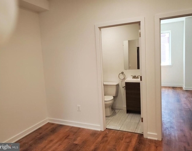 1834 N Bouvier Street - Photo Thumbnail 5