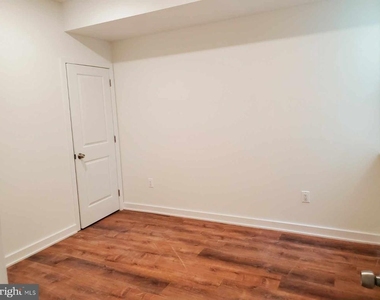 1834 N Bouvier Street - Photo Thumbnail 4