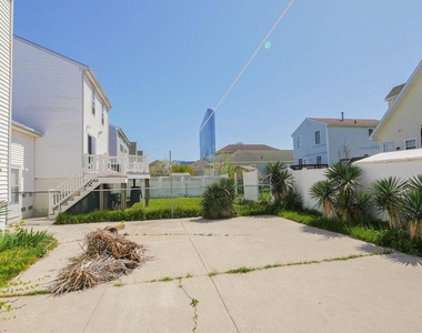 128 N Rhode Island Avenue - Photo Thumbnail 57