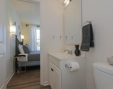 128 N Rhode Island Avenue - Photo Thumbnail 53