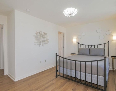 128 N Rhode Island Avenue - Photo Thumbnail 48
