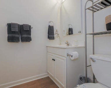 128 N Rhode Island Avenue - Photo Thumbnail 45