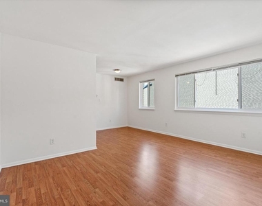 630 11th Street Ne - Photo Thumbnail 1