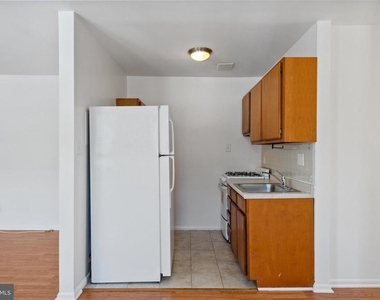 630 11th Street Ne - Photo Thumbnail 4