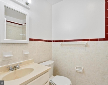 630 11th Street Ne - Photo Thumbnail 12