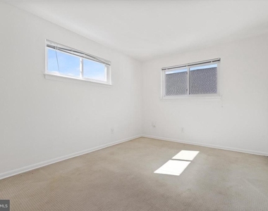 630 11th Street Ne - Photo Thumbnail 10