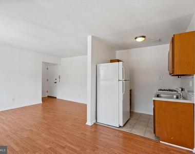 630 11th Street Ne - Photo Thumbnail 6