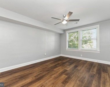 2021 E Street Ne - Photo Thumbnail 4