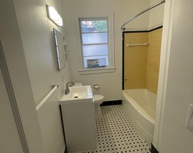 2746 Vernon Terrace - Photo Thumbnail 7