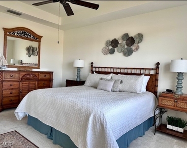 10470 Casella Way - Photo Thumbnail 6