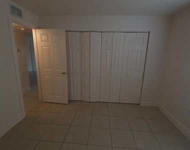 12648 Kenwood Lane - Photo Thumbnail 11