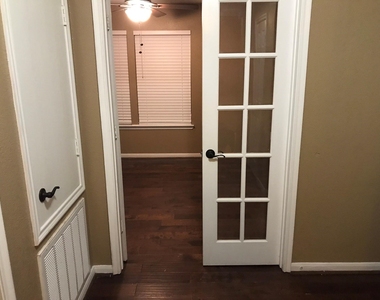 7914 Tilbury Woods Lane - Photo Thumbnail 11