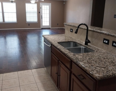 7914 Tilbury Woods Lane - Photo Thumbnail 5