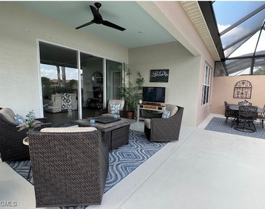 10063 Majestic Avenue - Photo Thumbnail 25