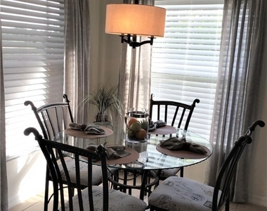10063 Majestic Avenue - Photo Thumbnail 10
