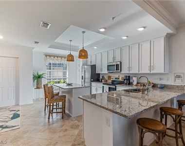 43031 Greenway Boulevard - Photo Thumbnail 10