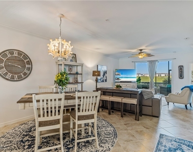 43031 Greenway Boulevard - Photo Thumbnail 12
