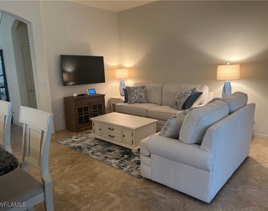 6478 Waverly Green Way - Photo Thumbnail 8