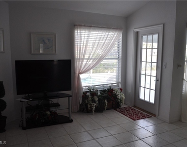 431 Dundee Court - Photo Thumbnail 10