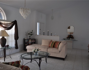 431 Dundee Court - Photo Thumbnail 4