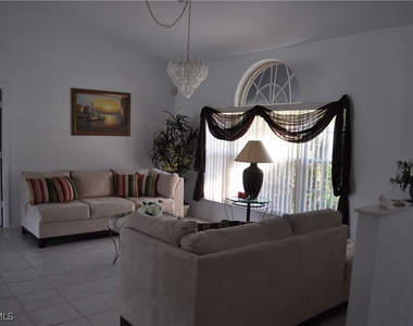 431 Dundee Court - Photo Thumbnail 3