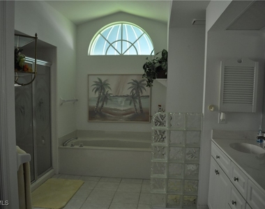 431 Dundee Court - Photo Thumbnail 12