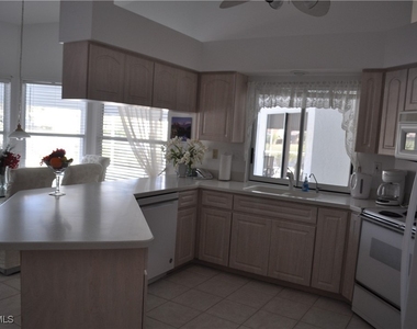 431 Dundee Court - Photo Thumbnail 6