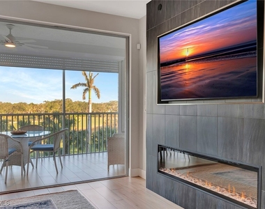 7671 Pebble Creek Circle - Photo Thumbnail 2