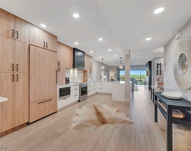 7671 Pebble Creek Circle - Photo Thumbnail 3