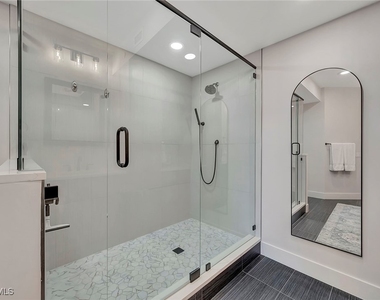 7671 Pebble Creek Circle - Photo Thumbnail 18