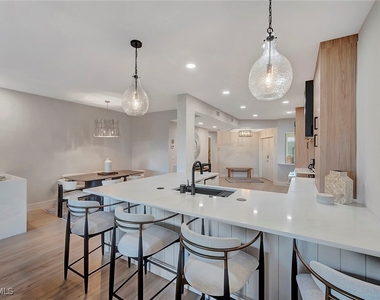 7671 Pebble Creek Circle - Photo Thumbnail 8