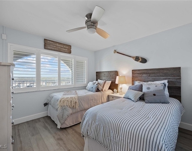 26000 Hickory Boulevard - Photo Thumbnail 21