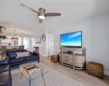 26000 Hickory Boulevard - Photo Thumbnail 10