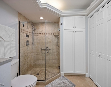 26000 Hickory Boulevard - Photo Thumbnail 19
