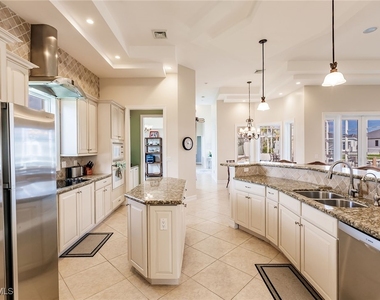 950 Snowberry Court - Photo Thumbnail 12