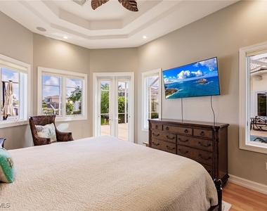 950 Snowberry Court - Photo Thumbnail 18