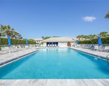 4240 Lake Forest Drive - Photo Thumbnail 25