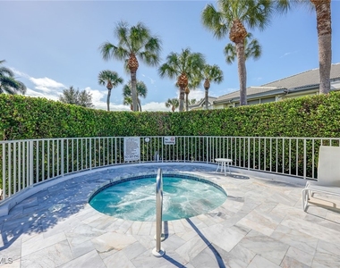 4240 Lake Forest Drive - Photo Thumbnail 24