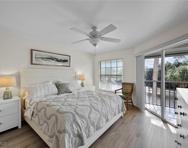 4240 Lake Forest Drive - Photo Thumbnail 13