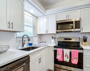 100 Forest Lakes Boulevard - Photo Thumbnail 10